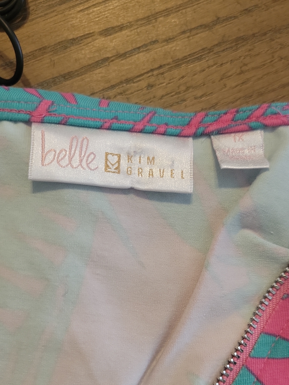belle by Kim Gravel Sz1X Tropical 3/4 Zip-Front Pullover Top in Pink and Teal - Picture 2 of 4